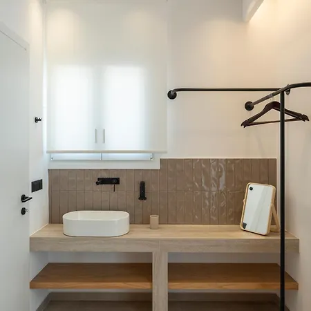 Anemelia Way Of Living * Naousa (Paros)