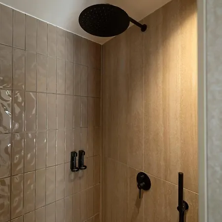 Anemelia Way Of Living شقة فندقية 4*