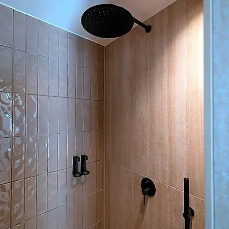 Anemelia Way Of Living Naousa